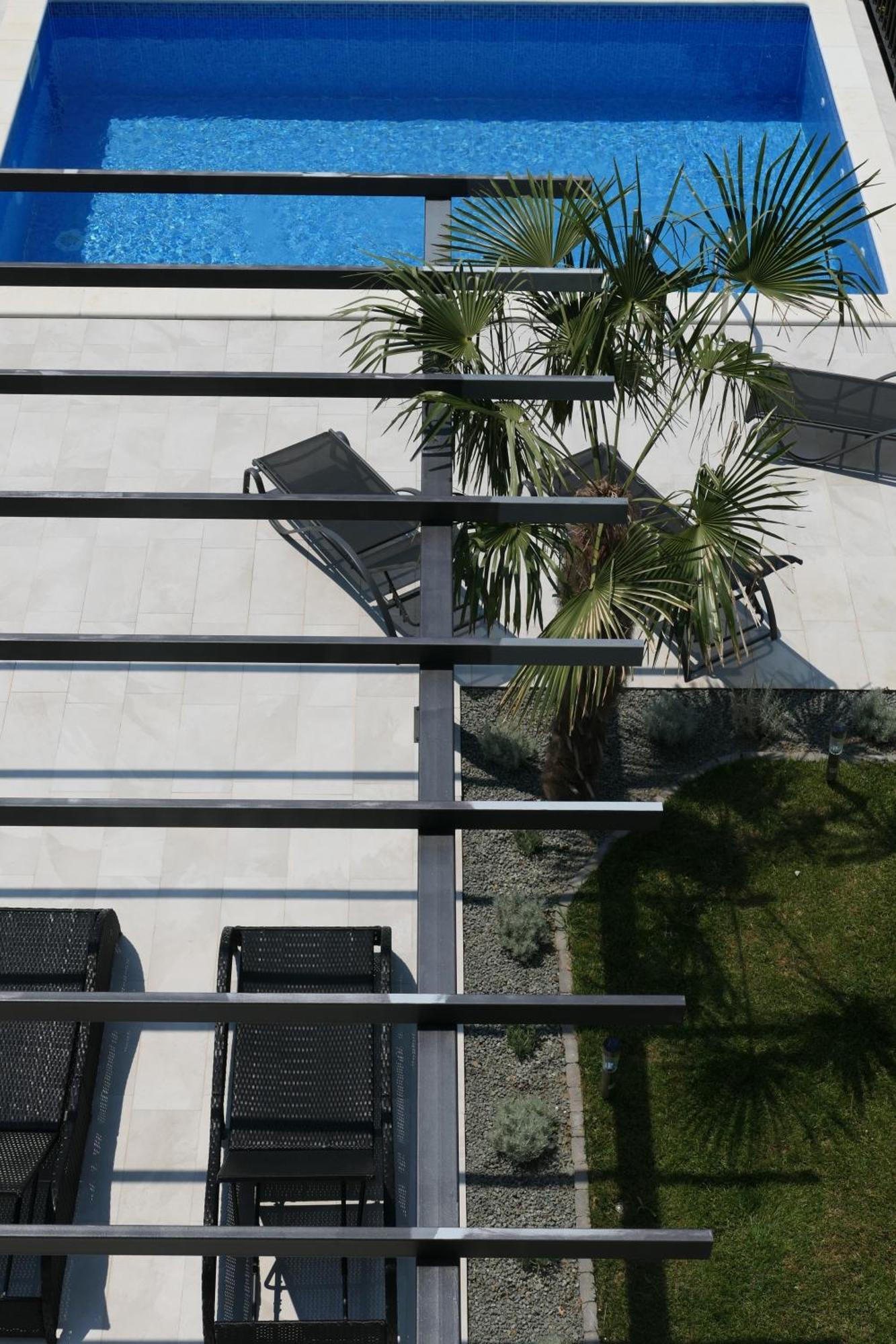 Apartmani Bura Crikvenica Exterior foto