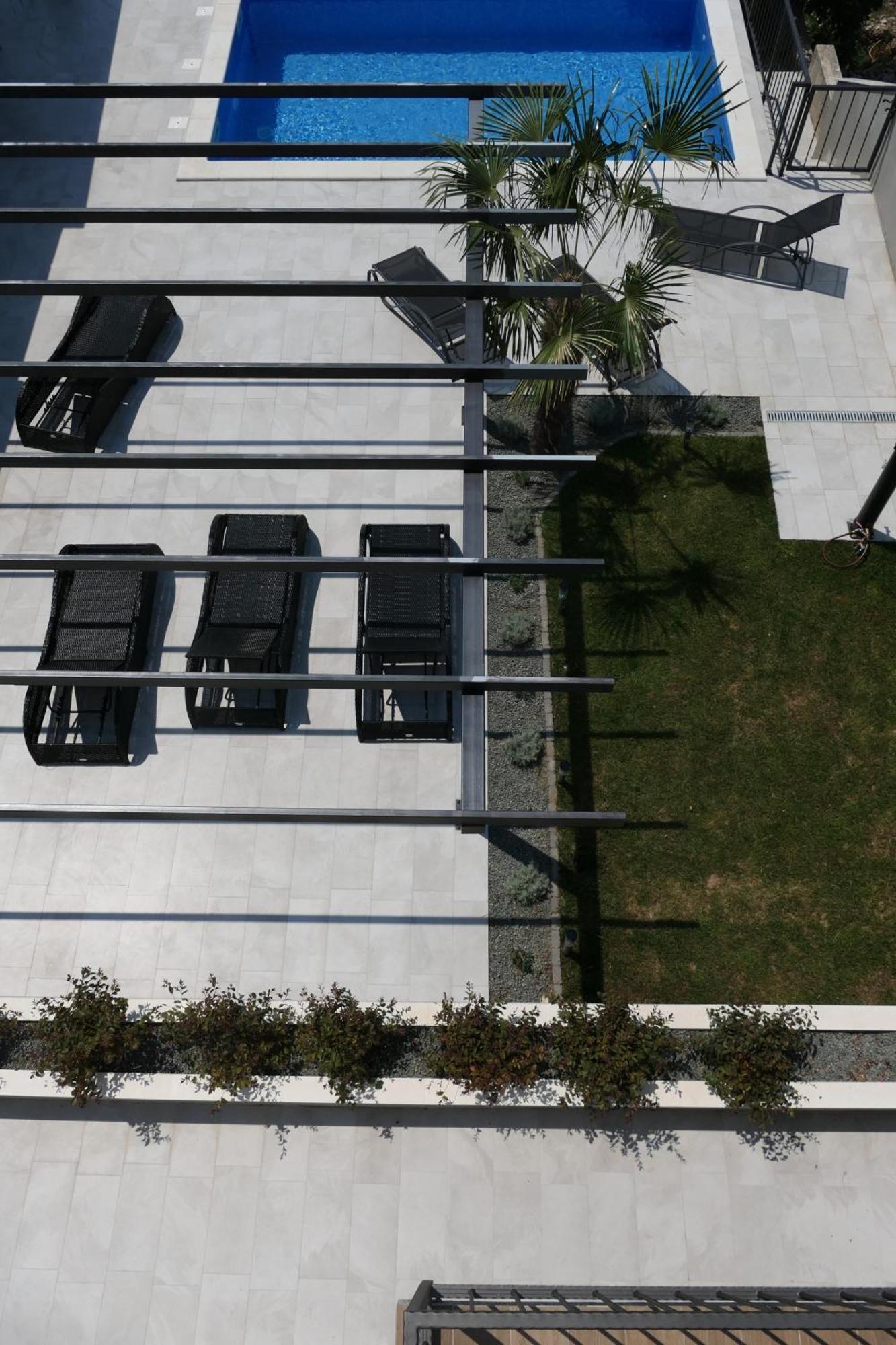 Apartmani Bura Crikvenica Exterior foto